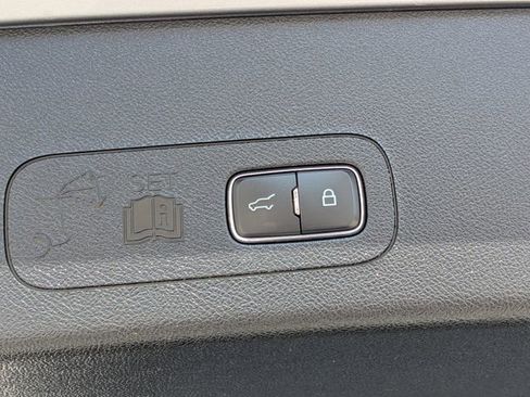 Used 2023 Lincoln Aviator Reserve AWD/4WD image 14