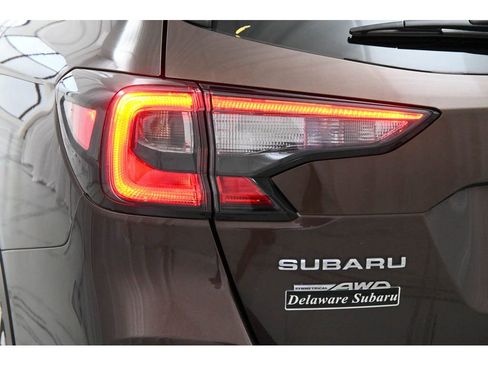 Used 2020 Subaru Outback Limited image 25