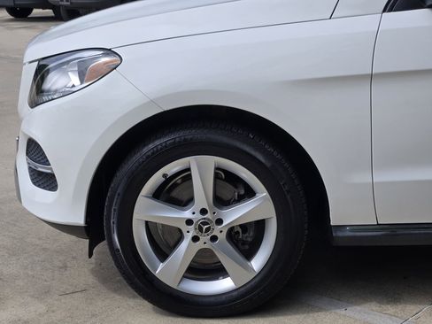 Certified 2018 Mercedes-Benz GLE 350 4MATIC image 10