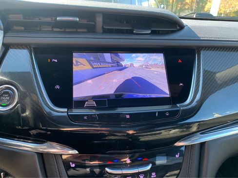 Used 2020 Cadillac XT6 Sport image 17