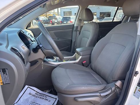 Used 2012 Kia Sportage LX image 14
