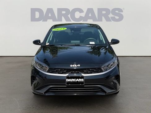 Used 2023 Kia Forte LXS FWD image 2
