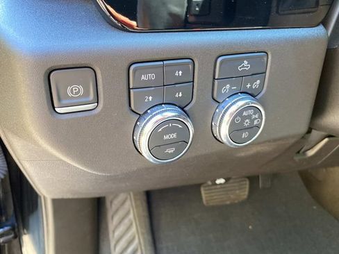 Used 2023 GMC Sierra 1500 Elevation AWD/4WD image 16