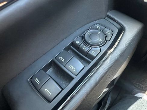 Used 2024 GMC Sierra 2500 AT4X AWD/4WD image 24