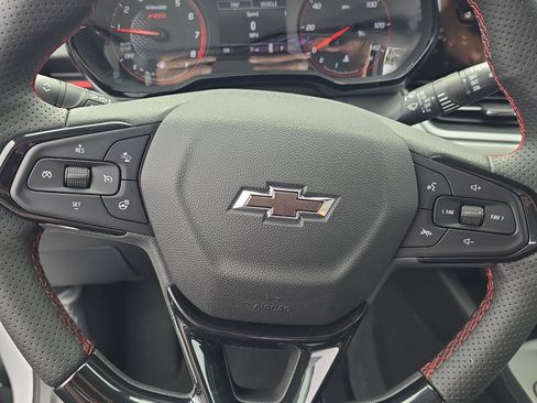 New 2025 Chevrolet Trax RS w/ Driver Confidence Package image 25