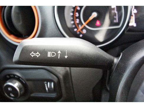 Used 2023 Jeep Gladiator Mojave image 16