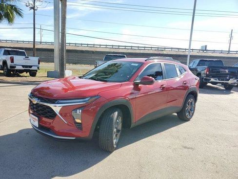 New 2026 Chevrolet Trax LT w/ Driver Confidence Package image 3