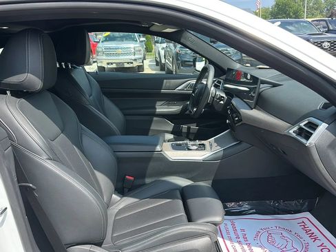 Used 2025 BMW 430i Coupe w/ Premium Package RWD image 17