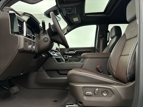 New 2026 GMC Sierra 1500 Denali w/ Denali Reserve Package image 19