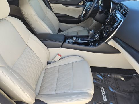 Used 2023 Nissan Maxima Platinum w/ Sport Mat Group image 14