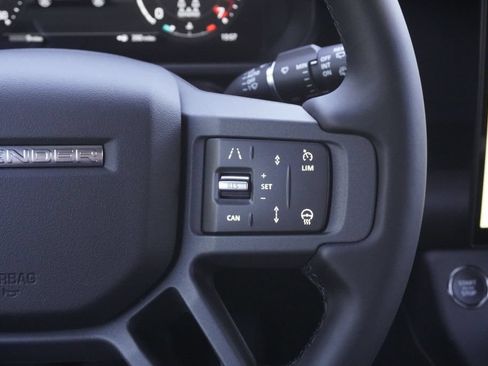 New 2026 Land Rover Defender 130 X-Dynamic SE AWD/4WD image 13