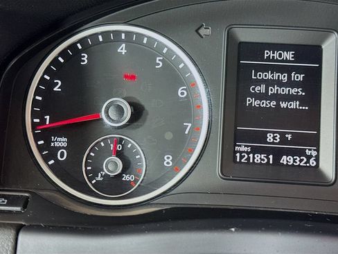 Used 2012 Volkswagen Tiguan S AWD/4WD image 14