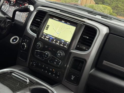 Used 2018 RAM 2500 Limited image 25