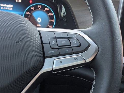 New 2026 Volkswagen Atlas SE image 30