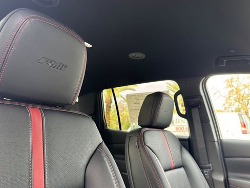 New 2026 Chevrolet Traverse RS image 17