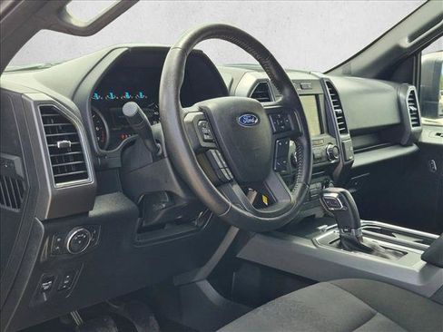 Used 2018 Ford F150 XLT w/ Equipment Group 302A Luxury AWD/4WD image 9
