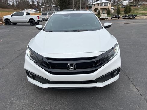 Used 2021 Honda Civic Sport image 2
