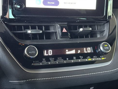 Used 2023 Toyota Corolla XSE FWD image 17