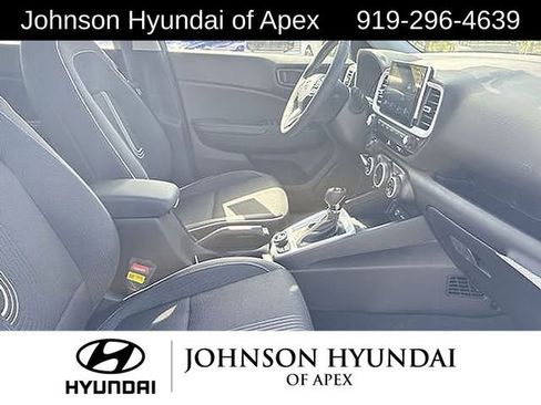 Used 2026 Hyundai Venue SEL image 21