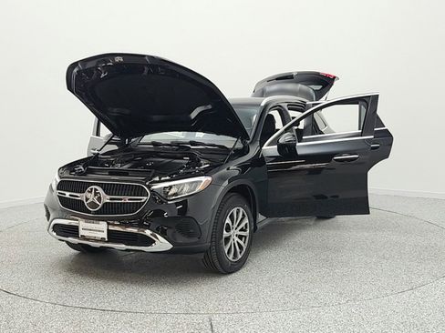 Certified 2025 Mercedes-Benz GLC 300 image 19