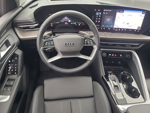 New 2025 Audi Q5 Premium Plus image 9