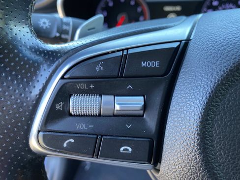 Used 2019 Genesis G70 2.0T Advanced AWD/4WD image 17