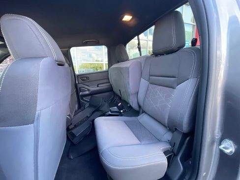 Used 2026 Nissan Frontier SV w/ All-Weather Content Package AWD/4WD image 24
