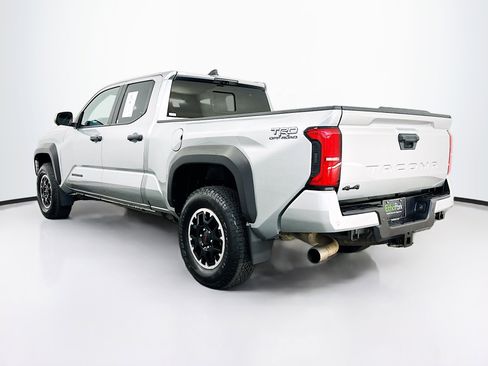 Used 2024 Toyota Tacoma TRD Off-Road w/ TRD Off Road Premium Package image 5