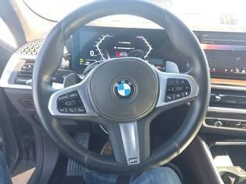 Used 2025 BMW X6 xDrive40i AWD/4WD image 4