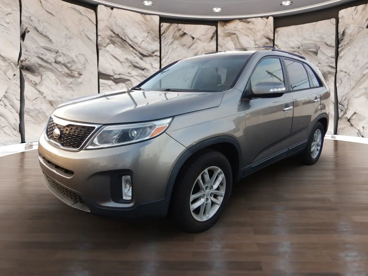 Used 2014 Kia Sorento LX FWD image 1