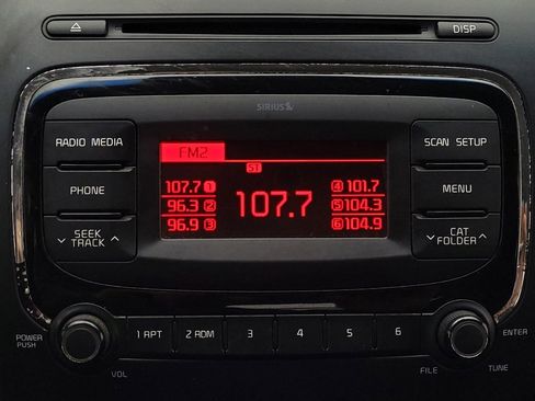 Used 2017 Kia Forte LX image 25