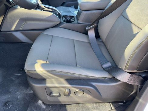 New 2026 Chevrolet Colorado ZR2 w/ Technology Package image 9