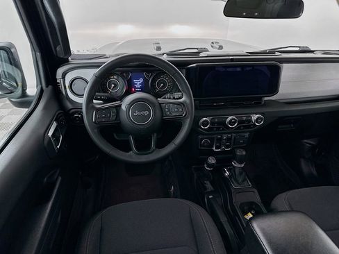 Used 2024 Jeep Wrangler Unlimited Sport AWD/4WD image 30