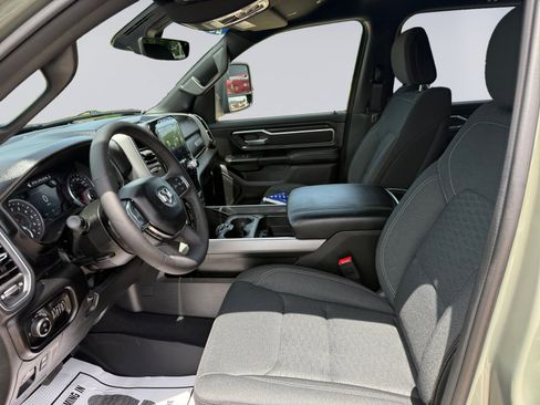 New 2026 RAM 1500 Big Horn AWD/4WD image 9