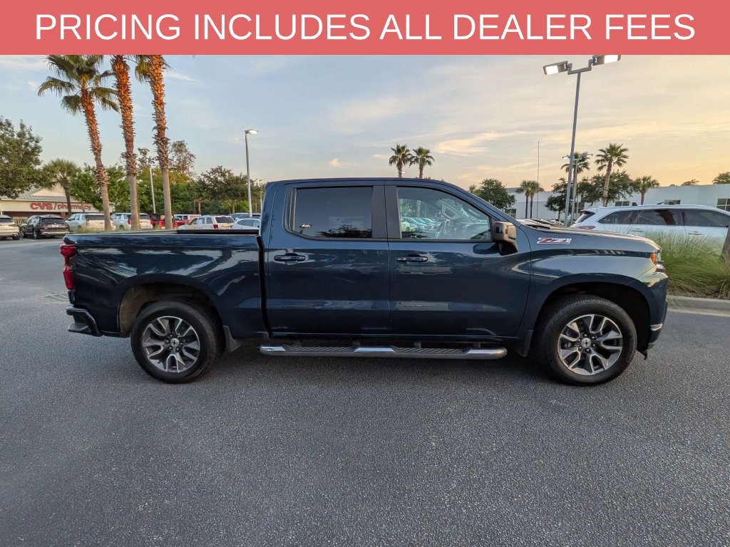 Used 2021 Chevrolet Silverado 1500 RST AWD/4WD image 3
