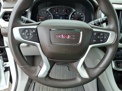 Used 2022 GMC Acadia SLE FWD image 23