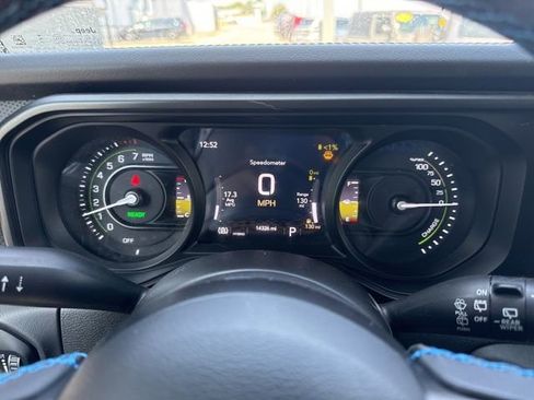 Used 2024 Jeep Wrangler Unlimited Rubicon 4xe AWD/4WD image 17