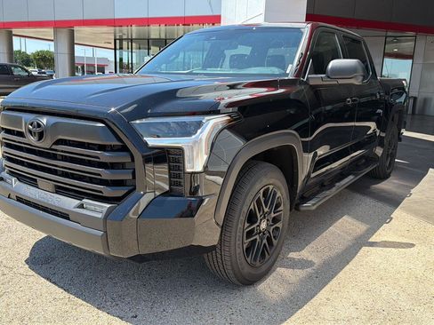 New 2026 Toyota Tundra SR5 RWD image 3