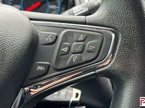 Used 2017 Chevrolet Cruze LT image 26