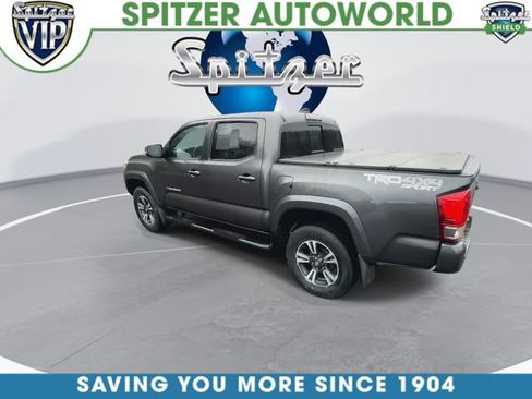 Used 2017 Toyota Tacoma TRD Sport w/ Premium & Technology Package image 8