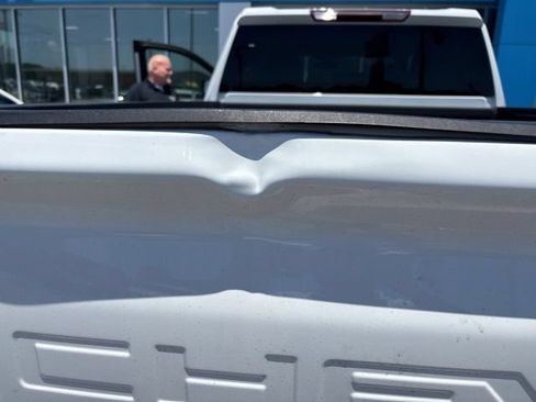 Used 2021 Chevrolet Silverado 2500 Custom w/ Custom Convenience Package AWD/4WD image 7