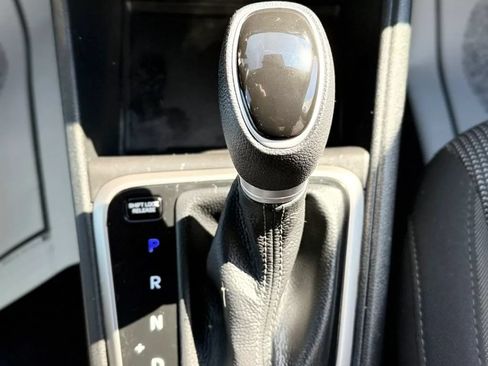 Used 2021 Hyundai Accent SE FWD image 18