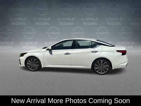 Used 2023 Nissan Altima 2.5 SL FWD image 3