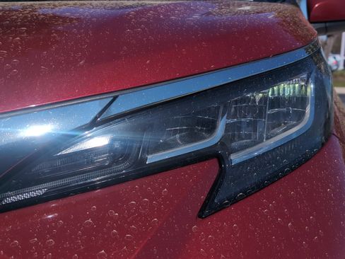 Used 2023 Toyota Sienna LE image 6