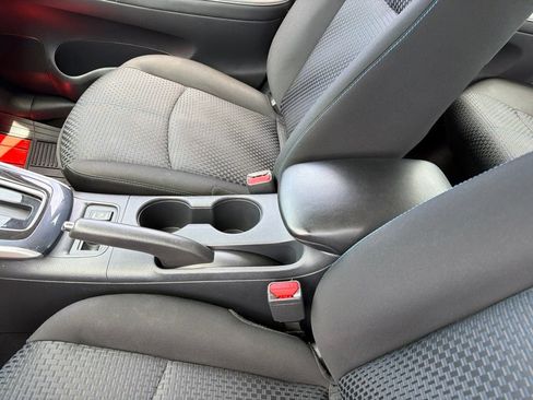 Certified 2017 Nissan Sentra SR FWD image 12
