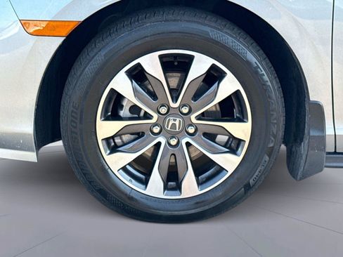 Certified 2024 Honda Odyssey EX-L image 11