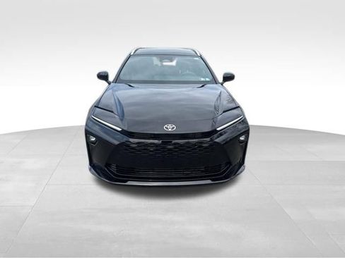 New 2026 Toyota Crown Signia image 9