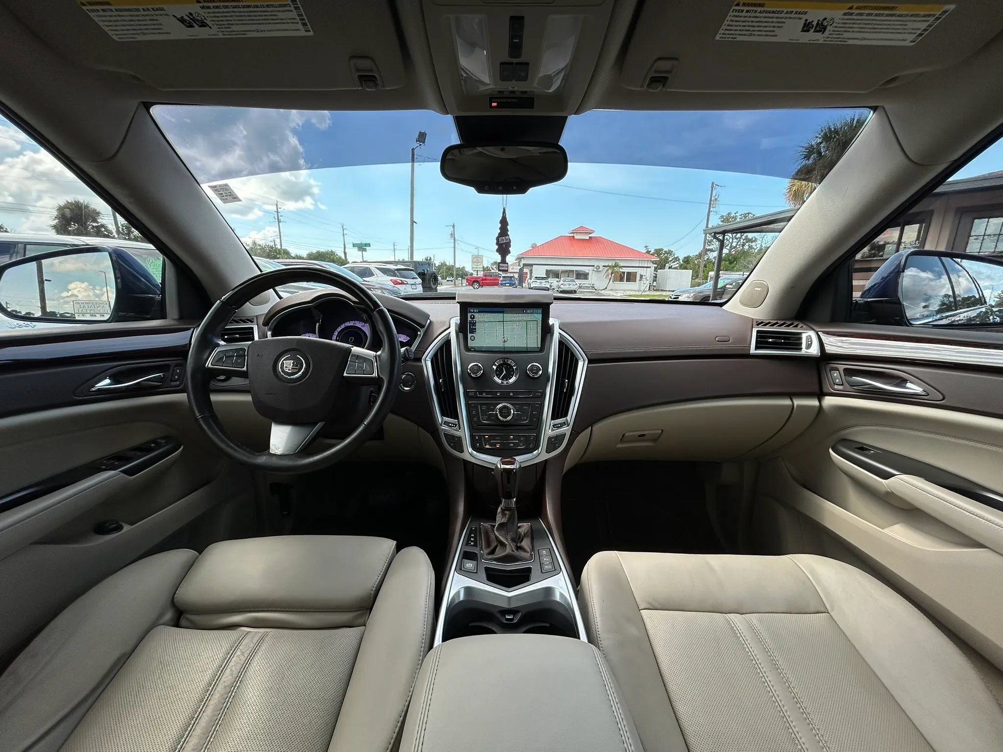Used 2012 Cadillac SRX Luxury FWD image 10