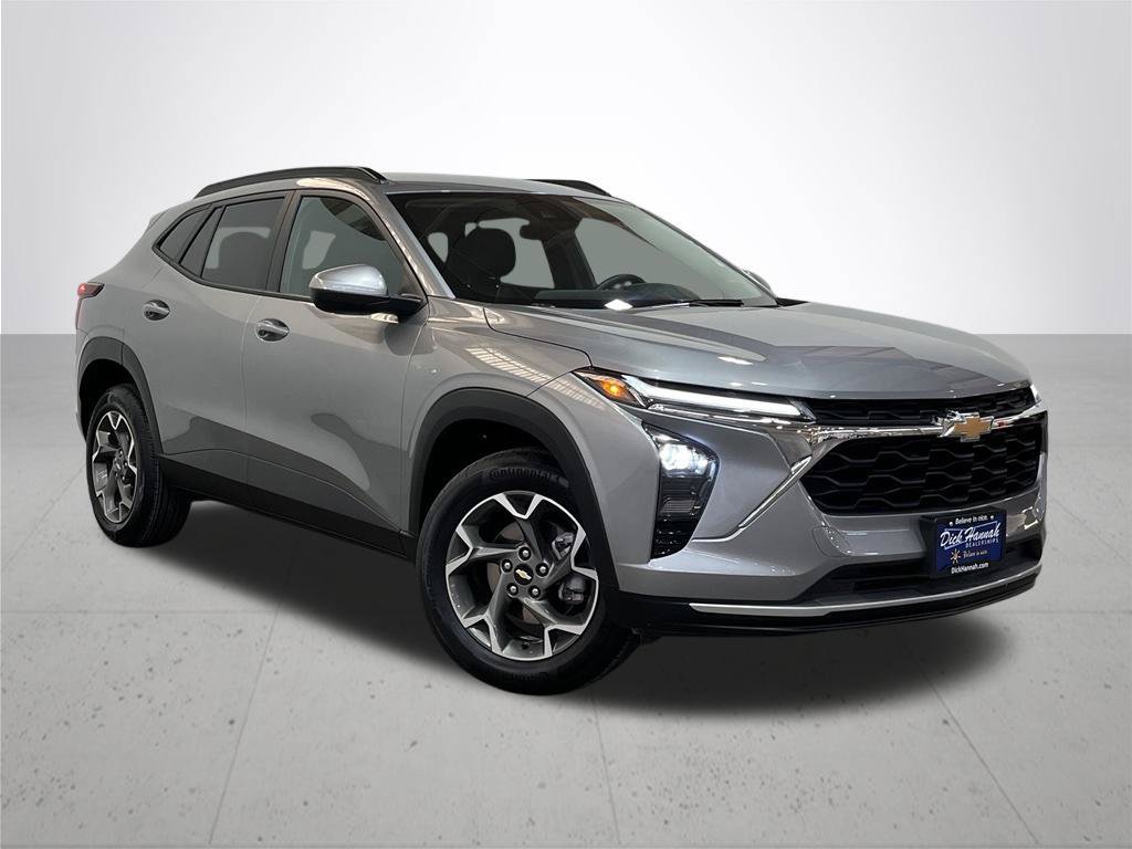 Certified 2025 Chevrolet Trax LT w/ LT Convenience Package FWD image 7