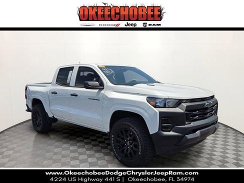 Used 2025 Chevrolet Colorado W/T w/ WT Custom Package RWD image 1